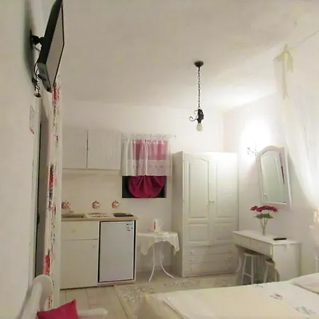 Castellino Zwillingsstudios דירה *